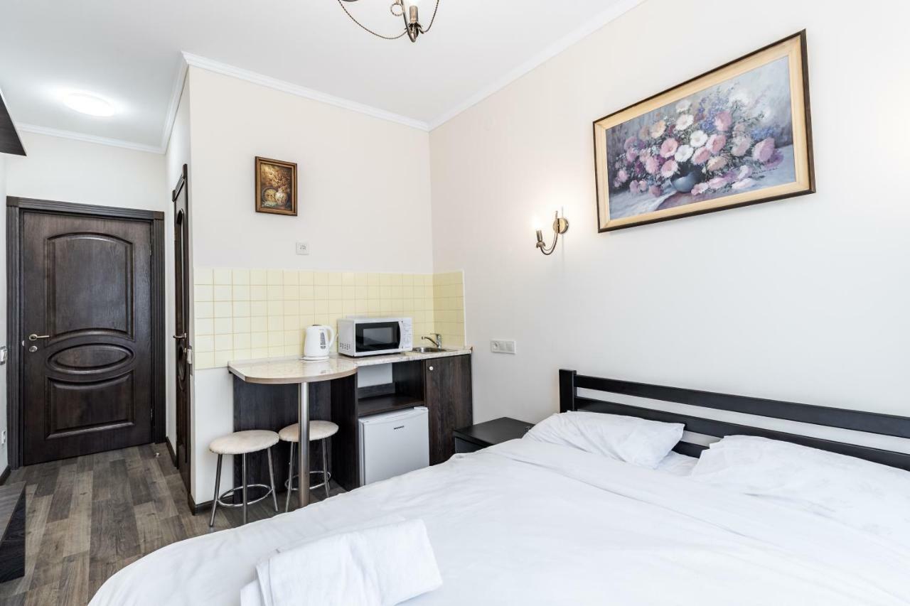 Opera House Apartment 2 Lvov Exteriér fotografie