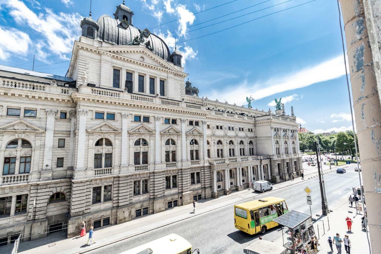 Opera House Apartment 2 Lvov Exteriér fotografie